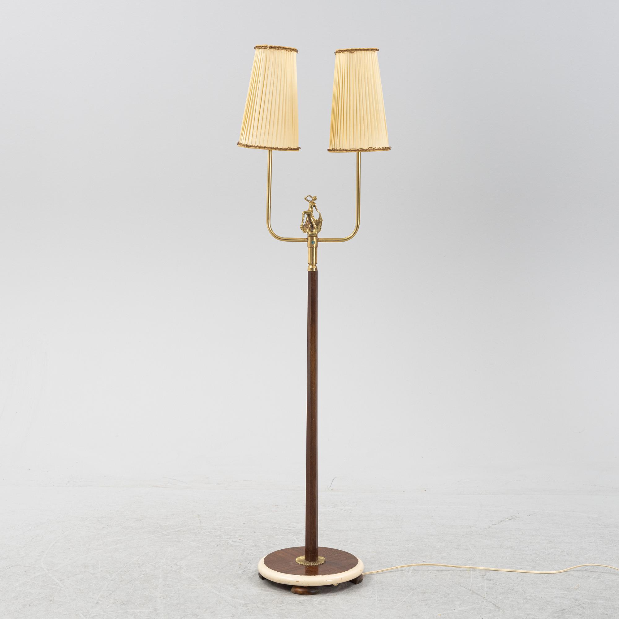 Golvlampa, Swedish Grace, 1900-talets första hälft.