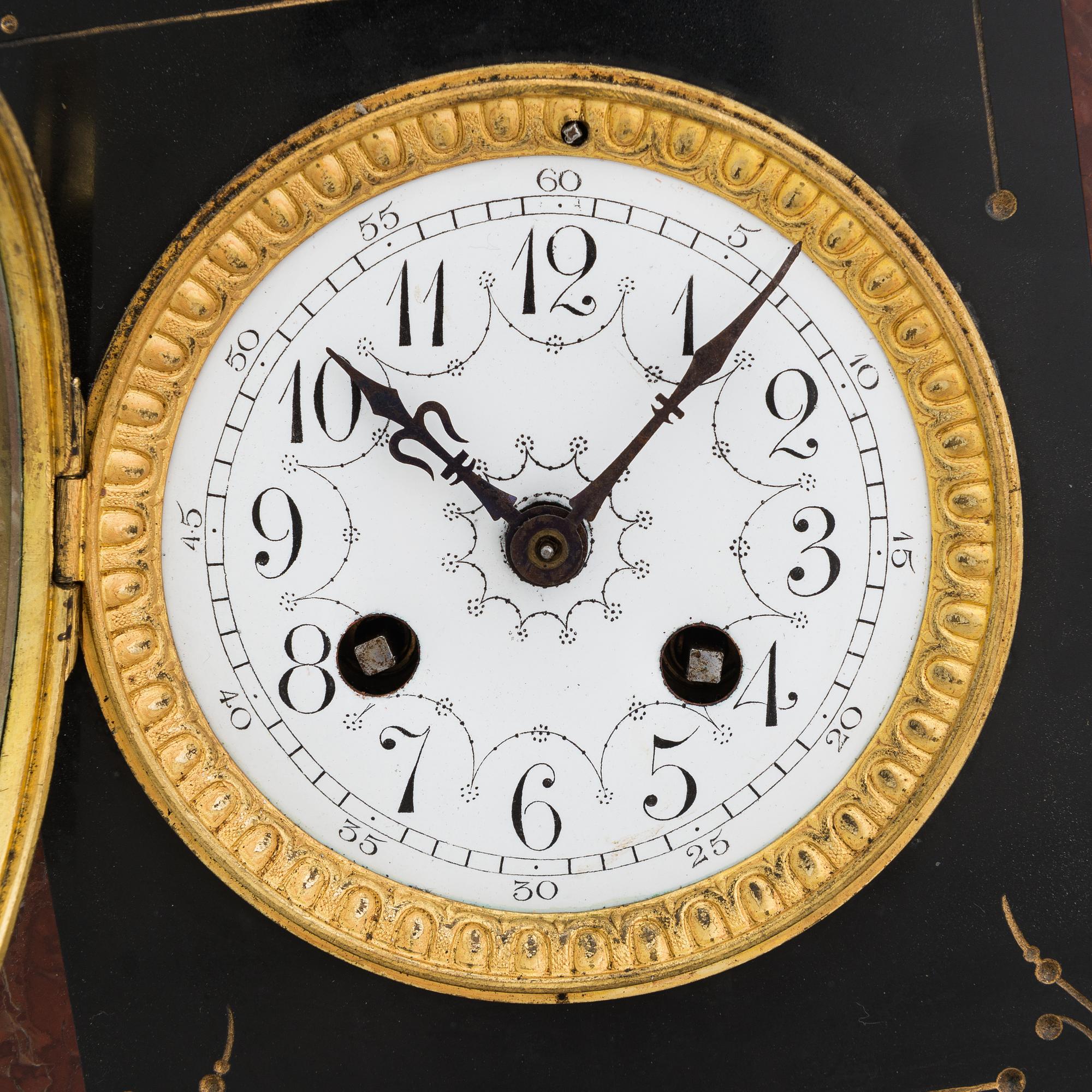 A table pendulum clock, second half of the 19th century.