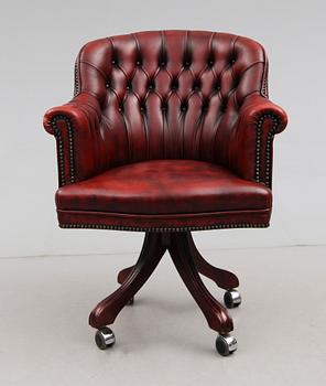 SKRIVBORDSSTOL, 1900-talets andra hälft.