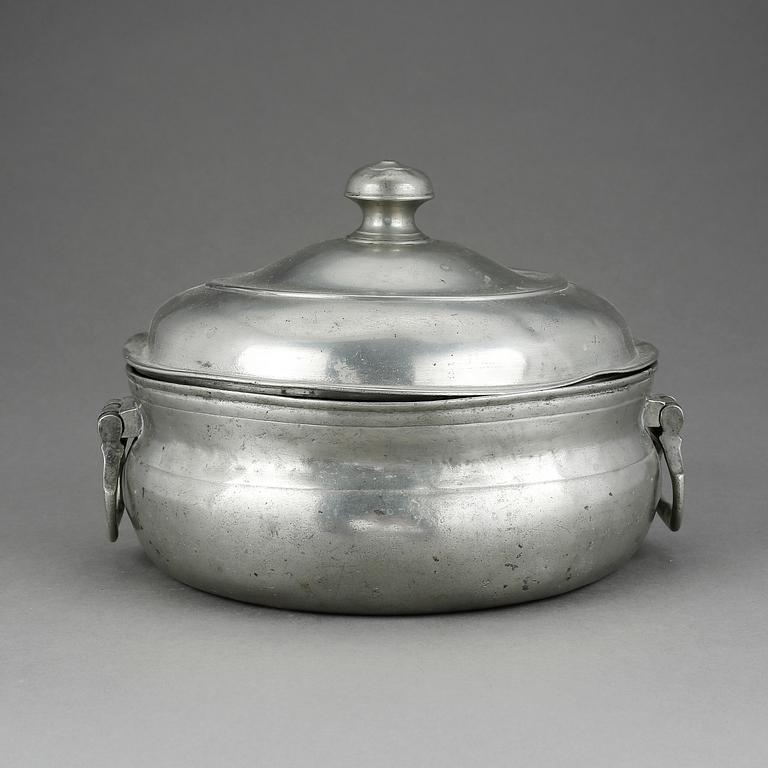 GRÖTSKÅL, tenn, otydliga stämplar, 1800-tal.