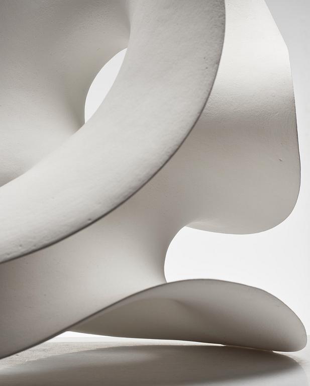 Eva Hild, a white stoneware sculpture, "Loop 649", Sweden 2005.