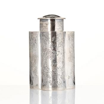 A Chinese silver teacaddy, first part of the 20th century.