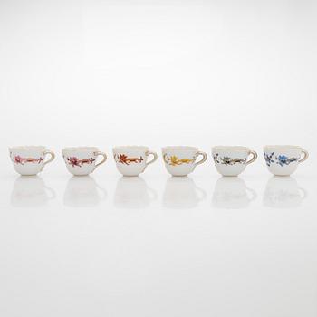 Meissen, a 6-piece set of porcelain demitasse coffee cups with saucers, "Rich Court Dragon", 20th century.