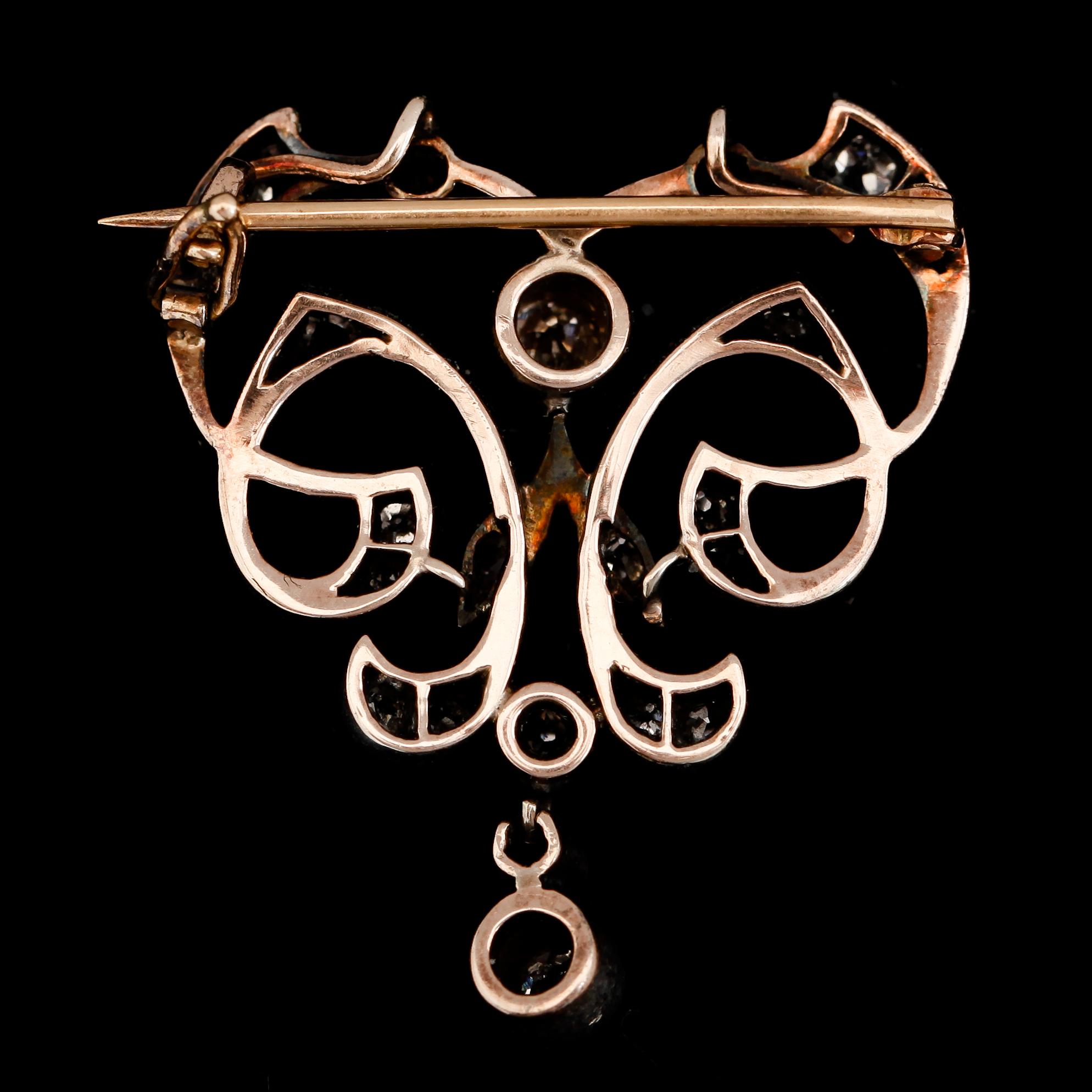 BROSCH, 18K guld och silver, gammalslipade diamanter, 1900-talets första hälft.