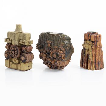 Bernard Rooke, three stoneware vases, signed.