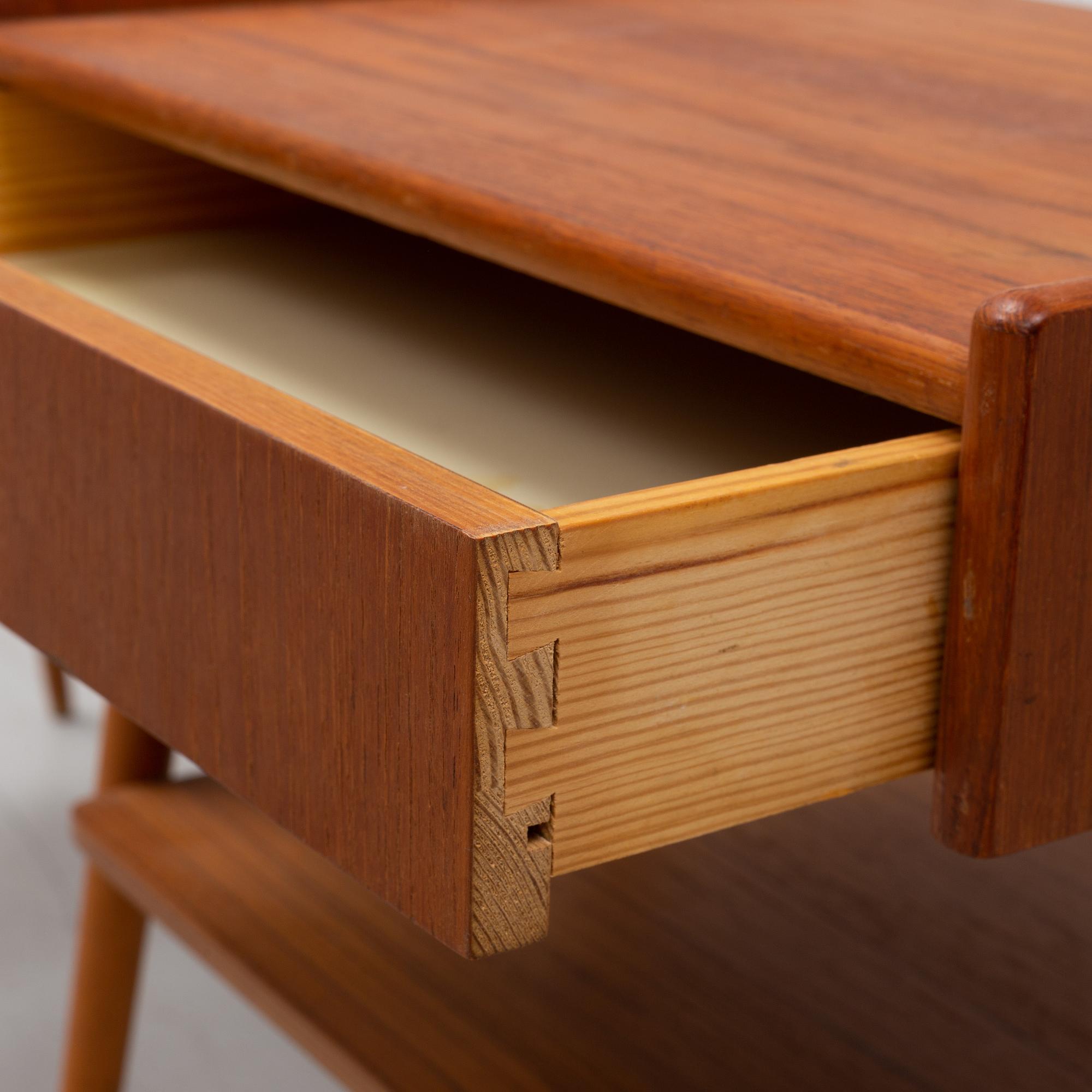 Sängbord, ett par, teak, 1950/60-tal.