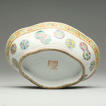 SKÅL, porslin, Tongzhi(1862-74), Kina.