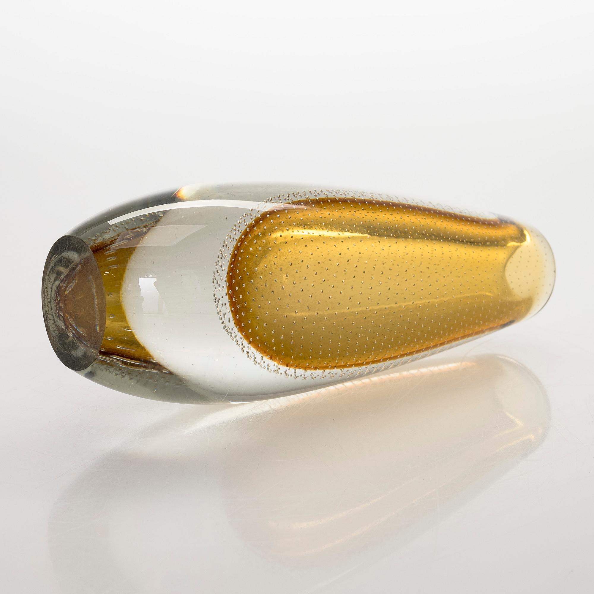 Gunnel Nyman, maljakko, signeerattu G. Nyman Nuutajärvi Notsjö -53.