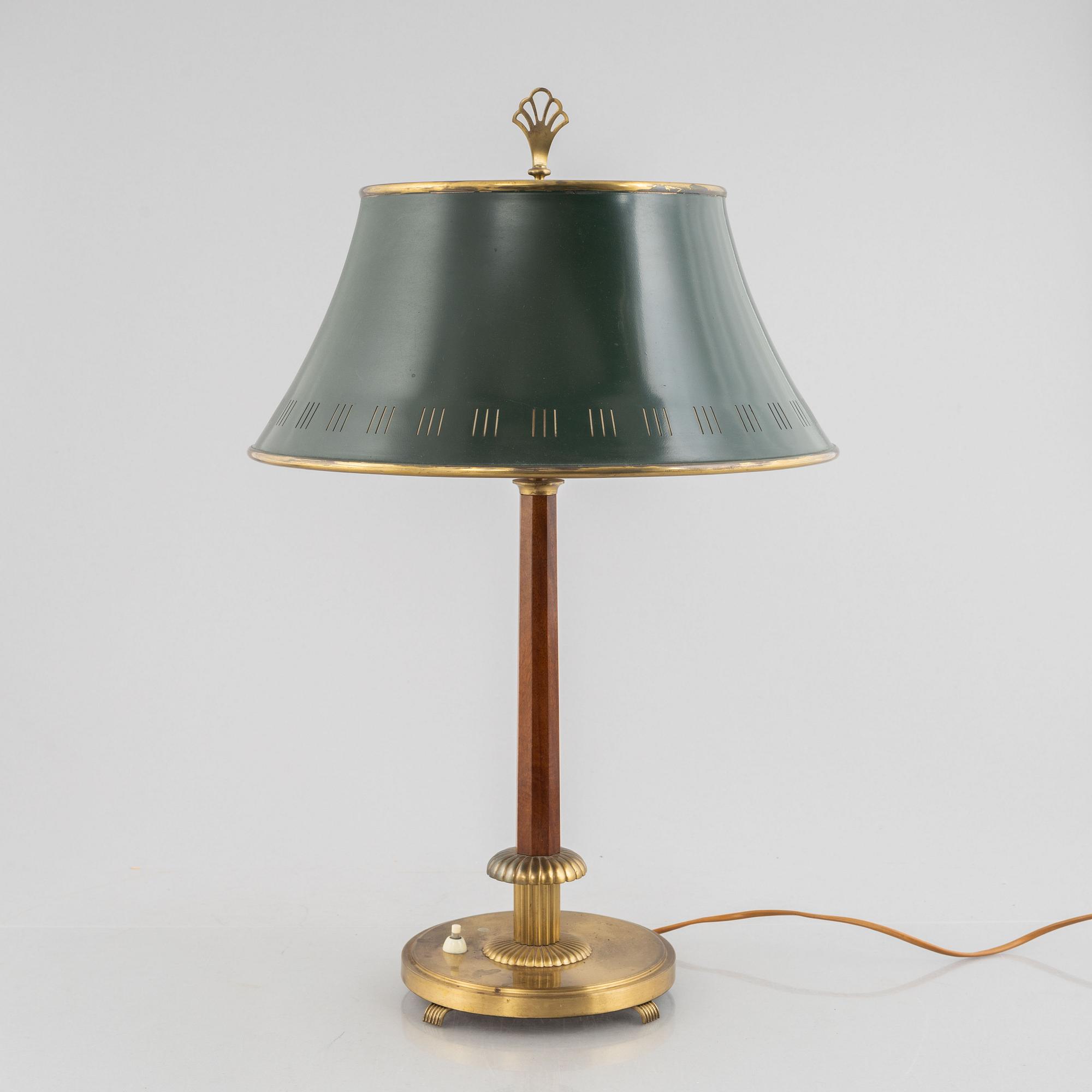 A Swedish Modern model '15479' table lamp, Arvid Böhlmarks Lampfabrik, 1940's.