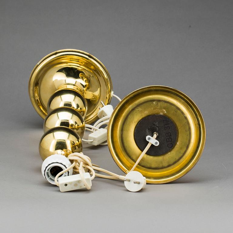 BORDSLAMPOR, ett par, 1900-talets andra hälft.