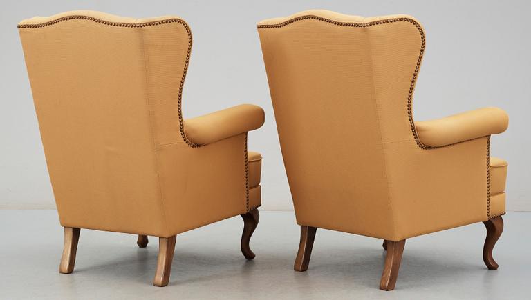 FÅTÖLJER, ett par, 1900-talets andra hälft.