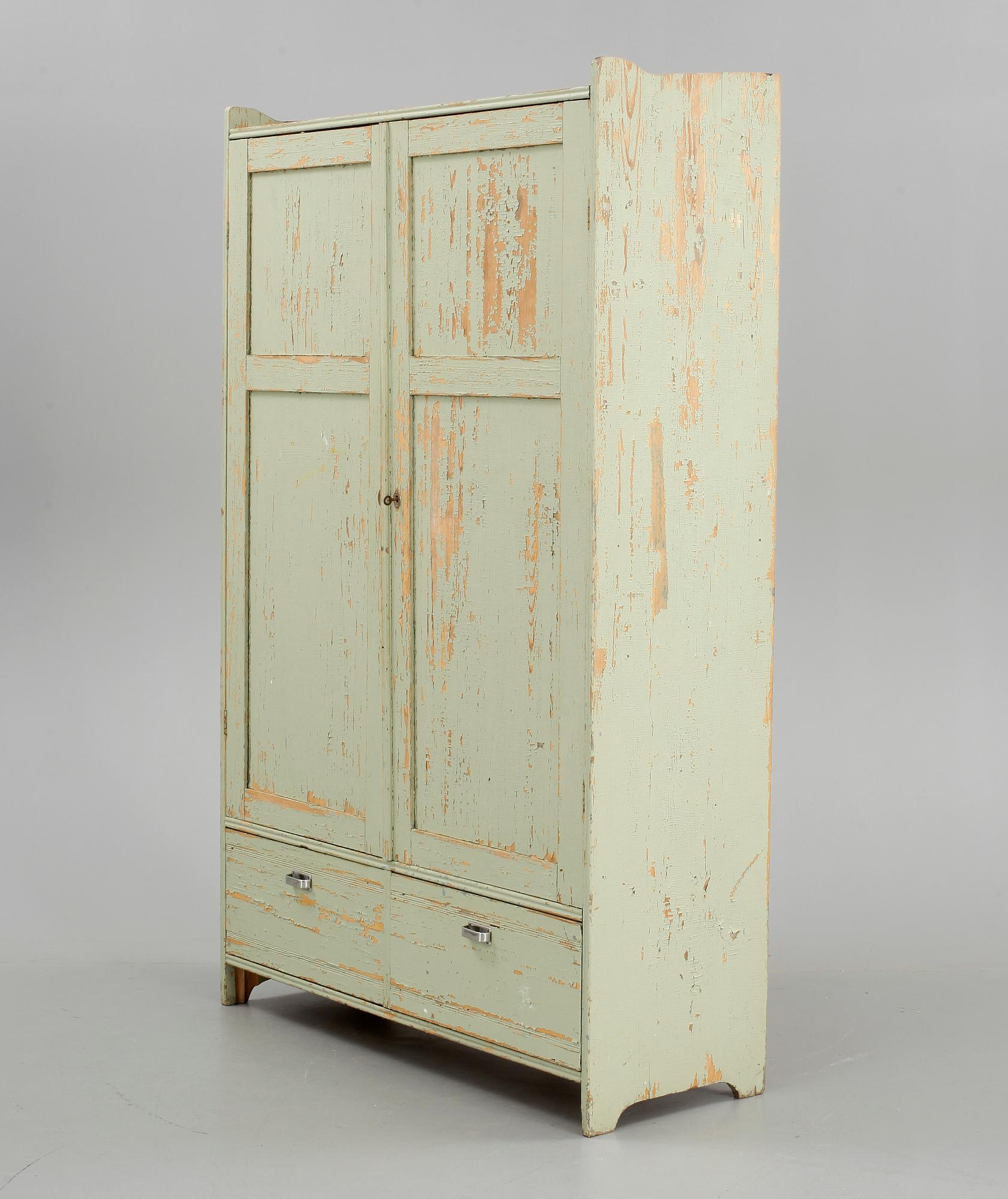 KLÄDSKÅP, 1910/20-tal.