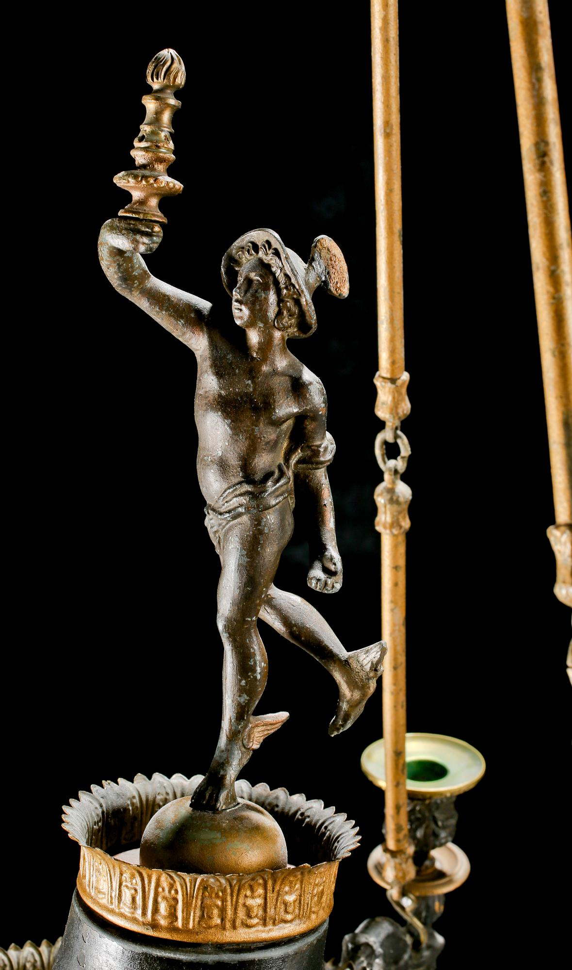 TAKAMPEL, empirestil, 1800-tal. Höjd ca 80 cm.