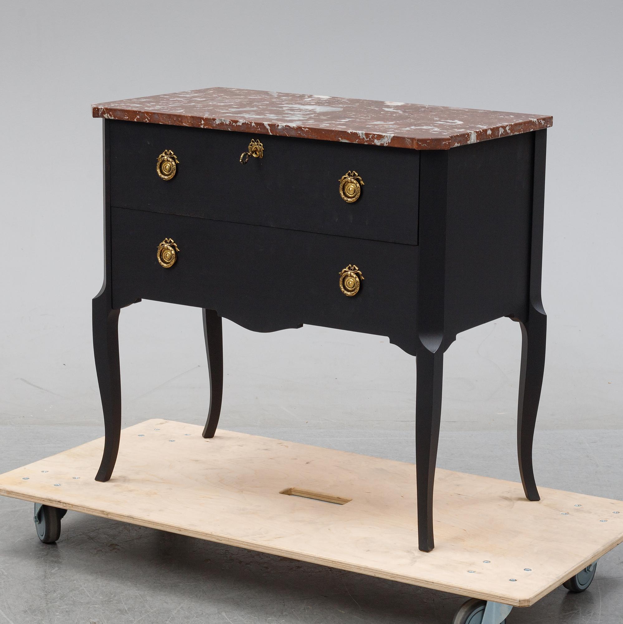 Byrå, gustaviansk stil, 1900-talets mitt.