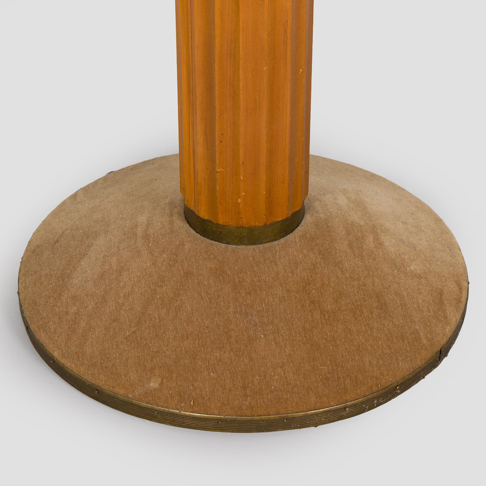 Adolf Koskinen, table and 4 chairs, for Elias Hollo Puunjalostustehdas, 1910s/1920s.