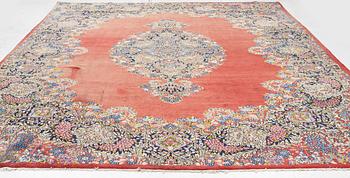 Carpet, Kirman, 420x292 cm.