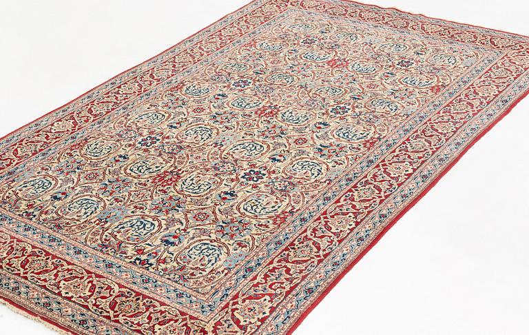 A rug, semi-antique, Nain Tuteshk, ca 241 x 149,5 cm.