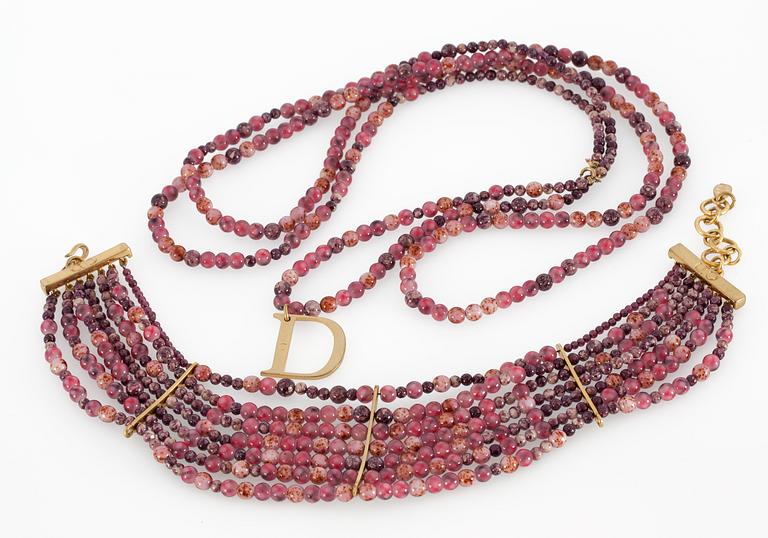 CHRISTIAN DIOR, collier.