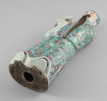 FIGURIN, porslin, Kina, omkring 1900-talets mitt.