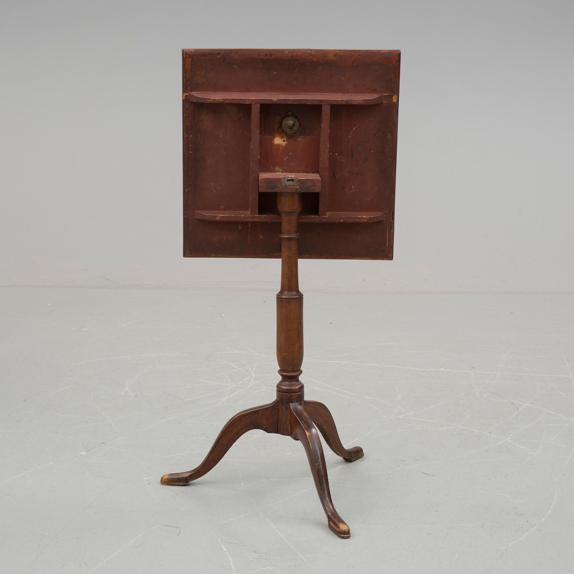 FÄLLBORD, 1800-talets första hälft.