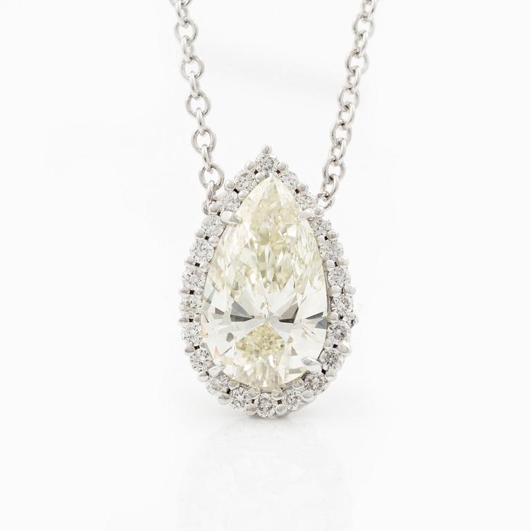 Collier 18K vitguld med droppslipad diamant, medföljande GIA report.