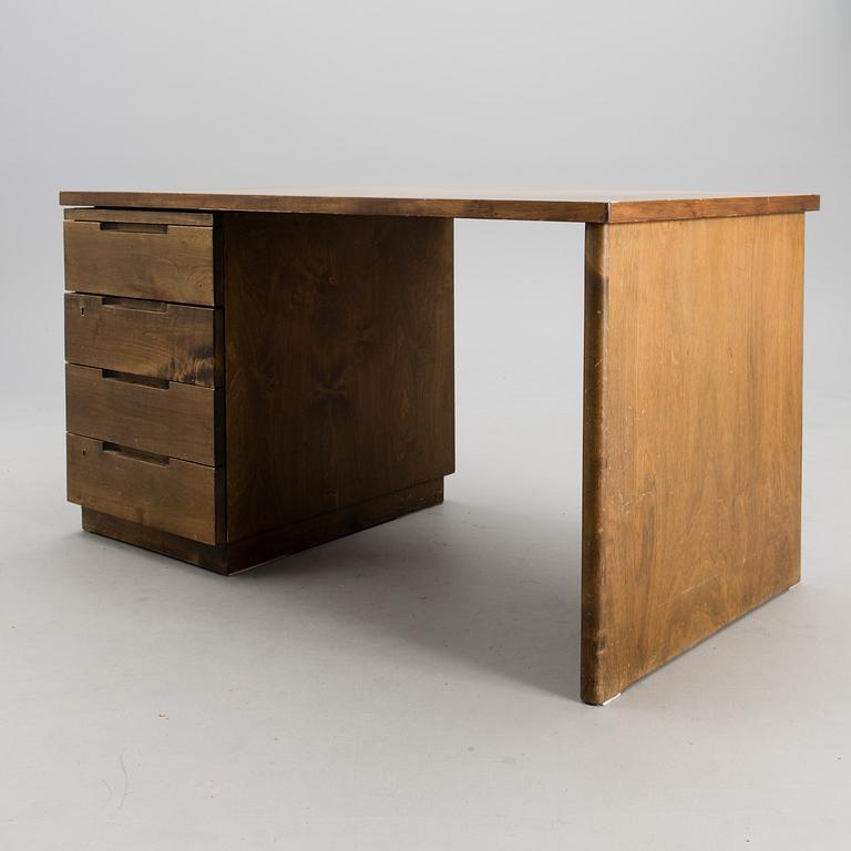 A 1930s, writing desk for O.Y. Huonekalu-ja Rakennustyötehdas A.B. Finland.