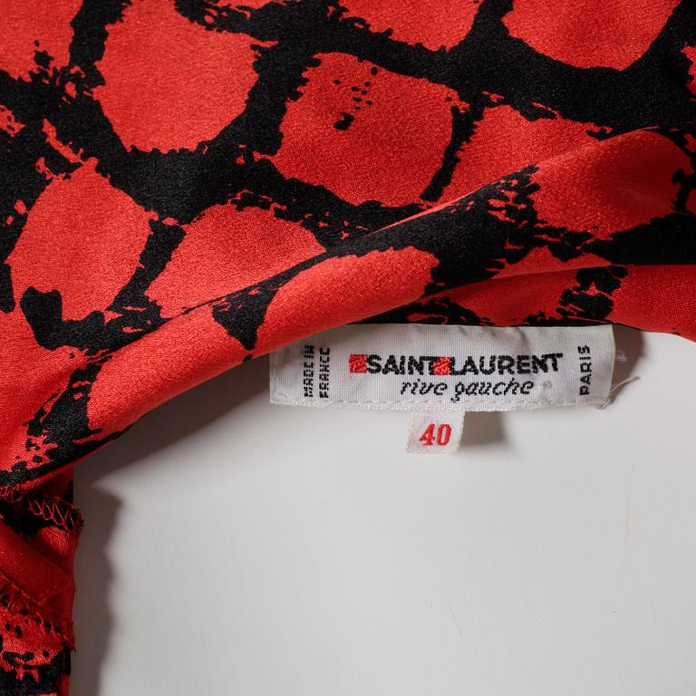 KNYTBLUS, Yves Saint Laurent.