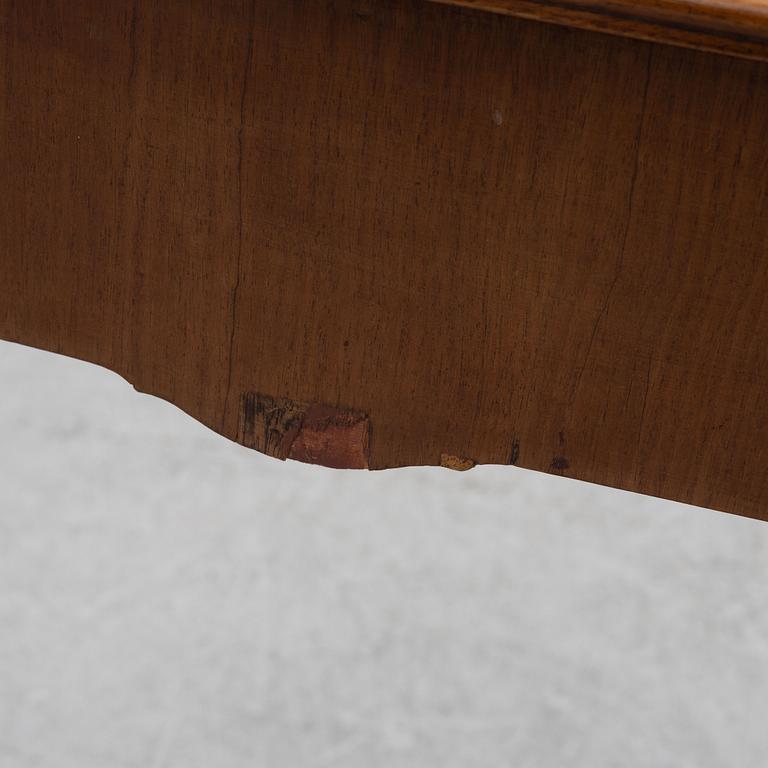 Bord, tillskrivet Jöns Efverberg (mästare i Stockholm 1768-77), Rokoko.