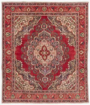 Carpet, Tabriz, approx. 340 x 296.