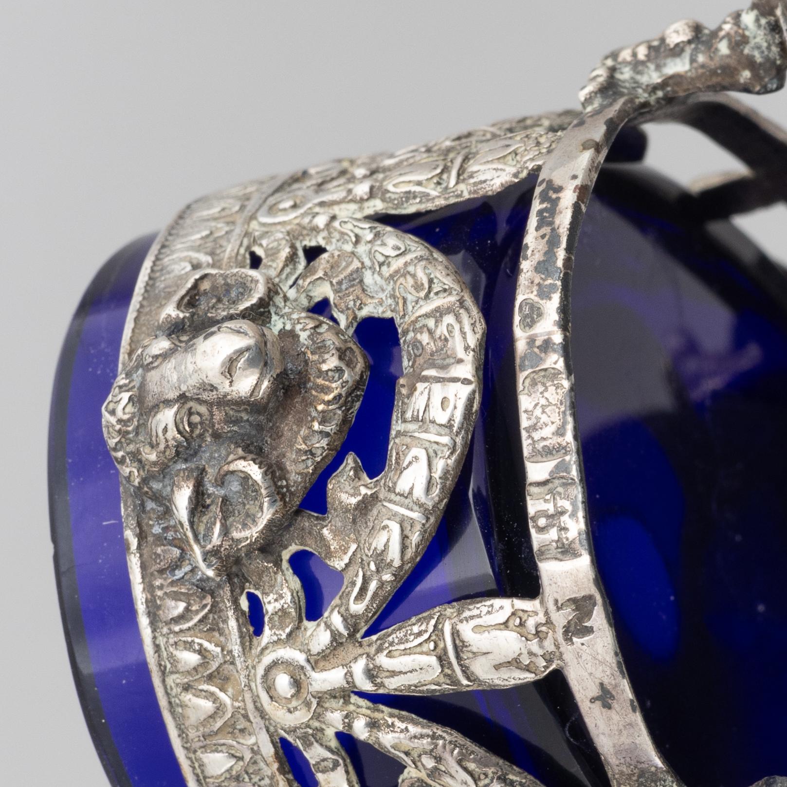 A pair of silver salt cellars, circa 1800, Swedish control mark, unidentified master IIW.
