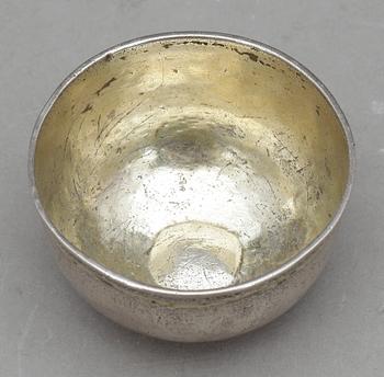 TUMLARE, Petter Zettersteen, (verksam i Norrköping 1712-1741 (-1744). Vikt ca 14 gram.