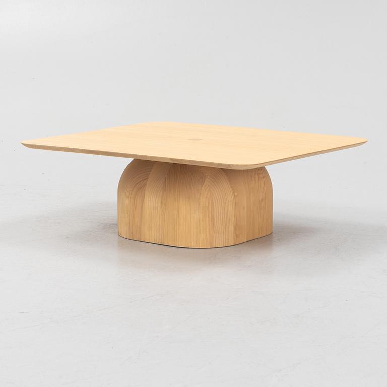 Alfredo Häberli, bord, "April", Nikari, Finland.