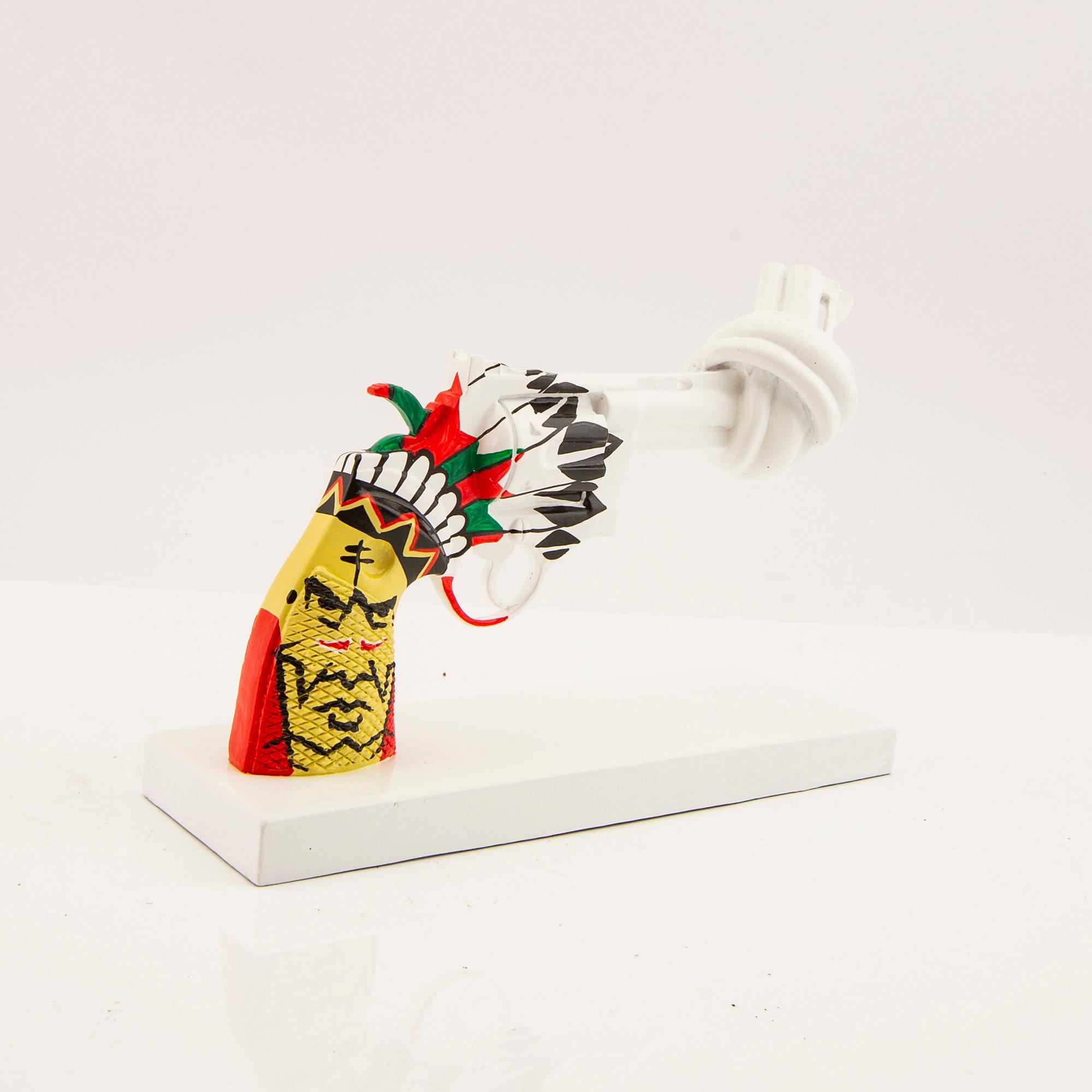 Carl Fredrik Reuterswärd/The Non-Violence Project Foundation, sculpture, numbered 172/499.