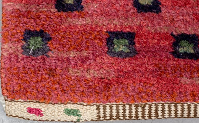 Märta Måås-Fjetterström, matto, "Tornet", knotted pile, ca 298-304,5 x 202,5-205,5 cm, signed AB MMF.