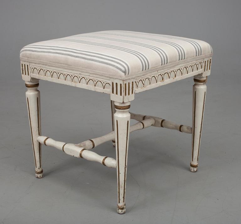 TABURETT, gustaviansk, ca 1800.
