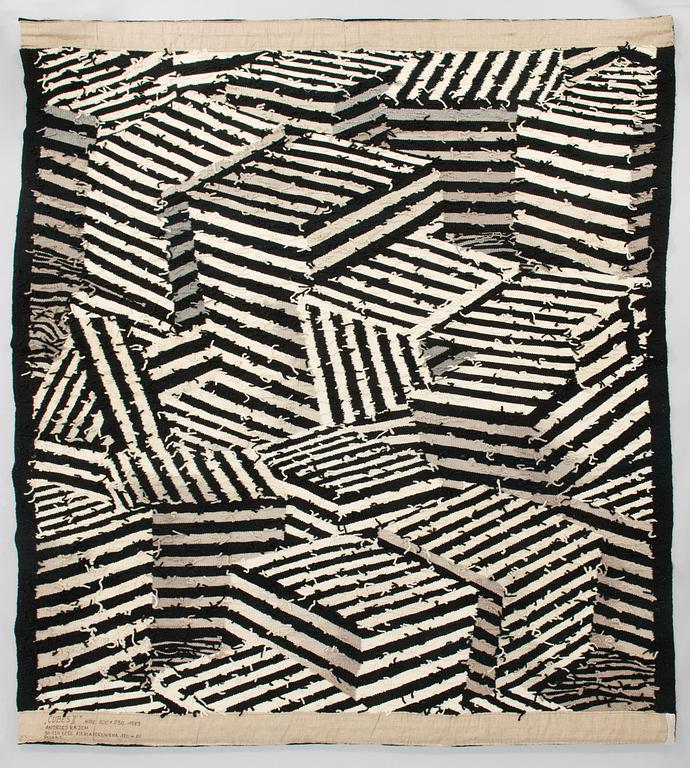 Andrzej Rajch, väggtextil, "Cubes II". 1989. Ca 230x200 cm.