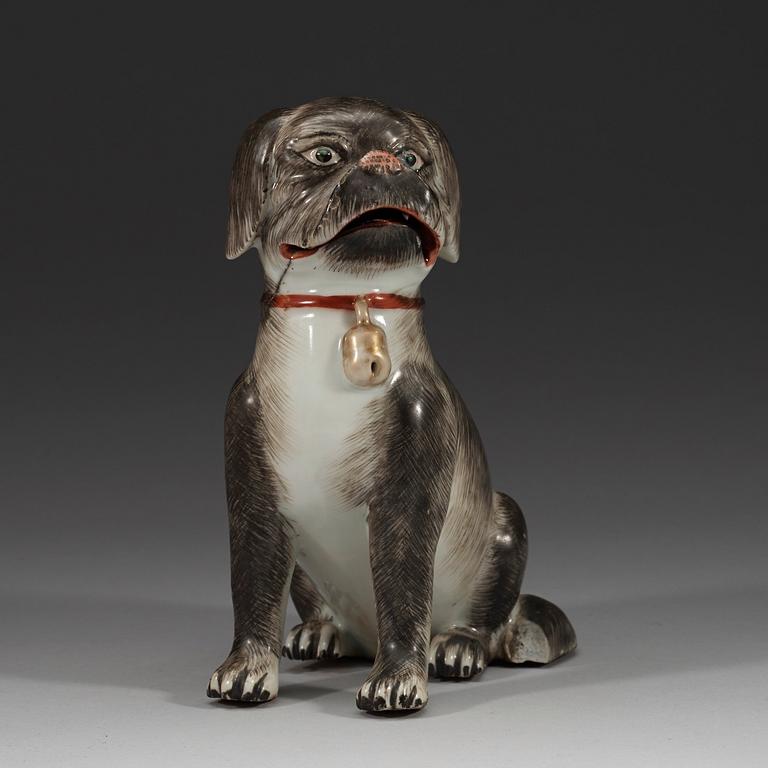 A figure of a pug dog, Qing dynasty, Qianlong (1736-95).