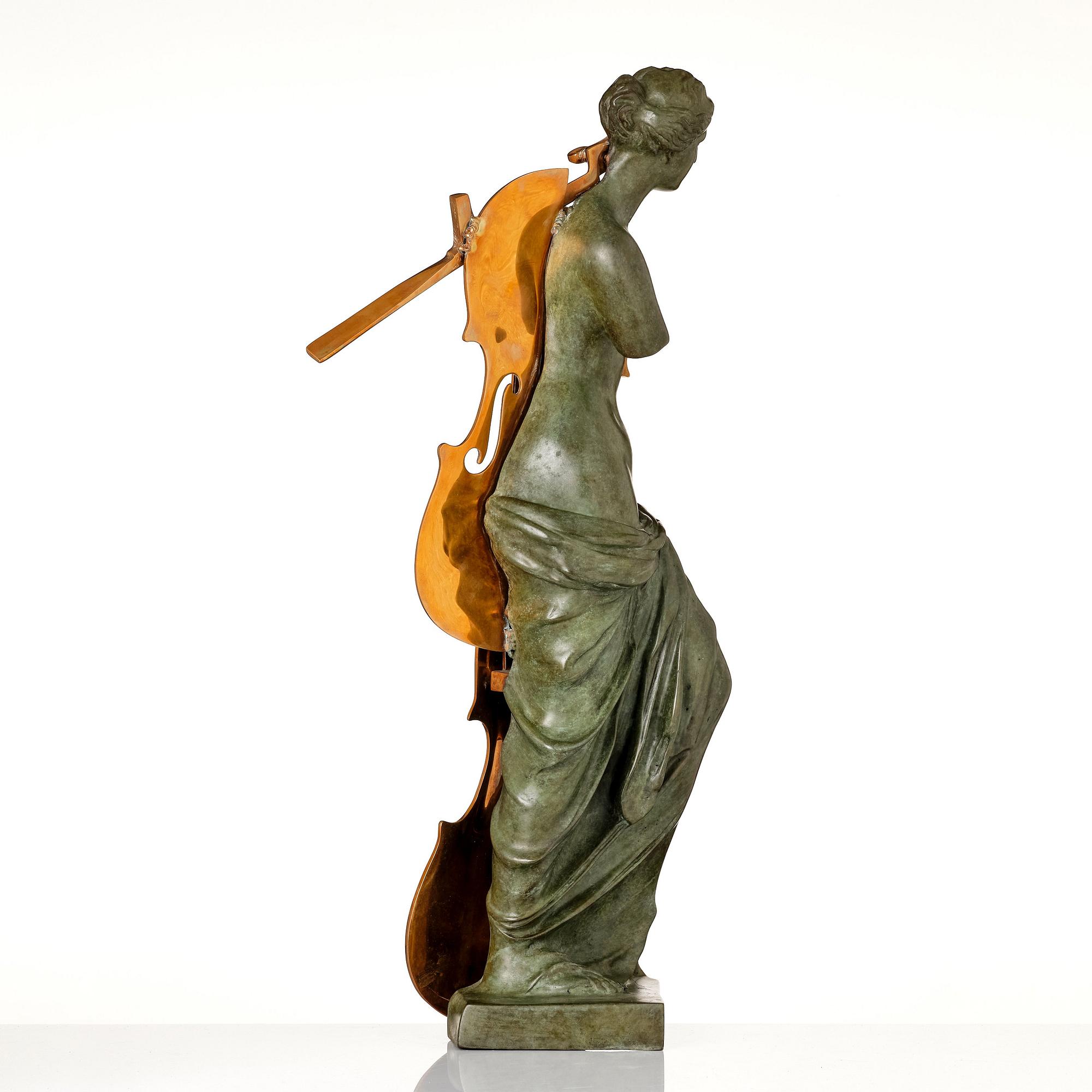 Arman, "Venus et violoncelle".