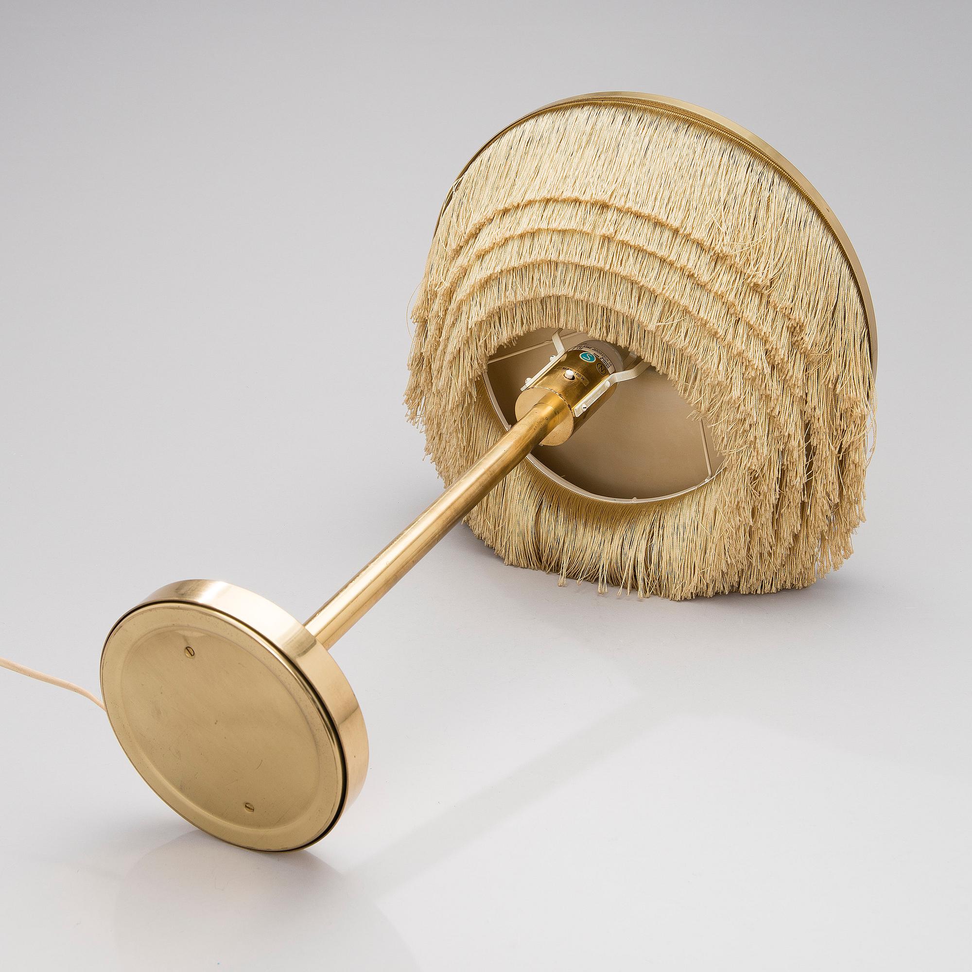 HANS AGNE JAKOBSSON, pöytävalaisin, malli B 138, Markaryd 1970-luku.