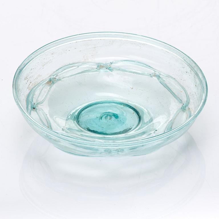 A glass bowl, presumably Venetian, 16th/17th Century.