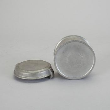 SMÖRASK, tenn, otydlig stämpel troligen England, ägarmärkning med datering 1801.