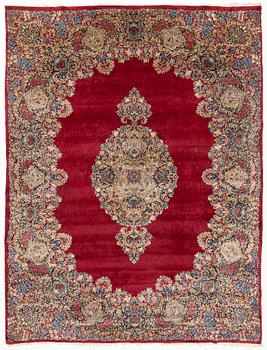 Rug, Kerman, approx. 386 x 294 cm.