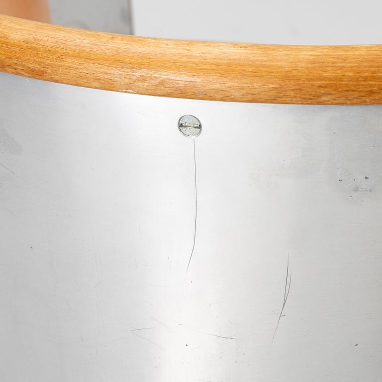 Mats Theselius, fåtöljer, ett par, "Aluminiumfåtölj", Källemo, Värnamo, efter 1990.