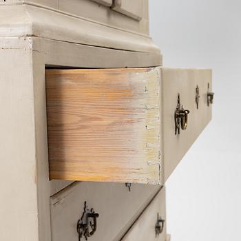 Cabinet, 18th and 19th century.