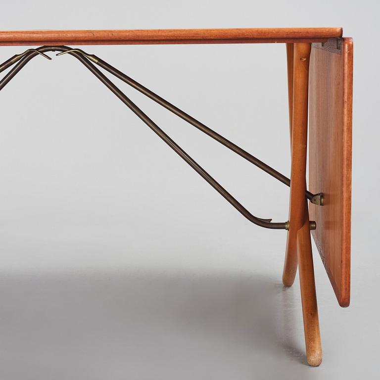 Hans J. Wegner, bord med klaffar "AT-314", Andreas Tuck, 1950-60-tal.