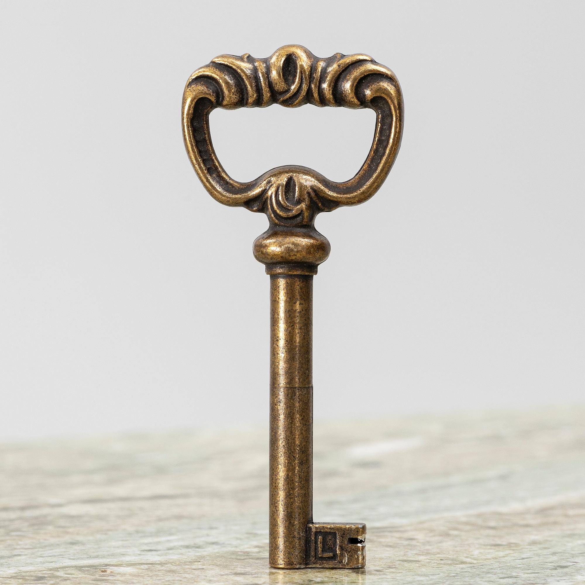 Byrå, rokokostil, 1900-talets mitt.