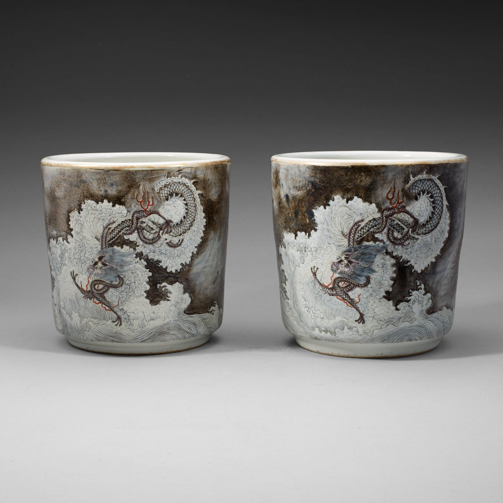 A pair of Chinese enamelled porcelain flower/scroll pots, first half of 20th Century.
