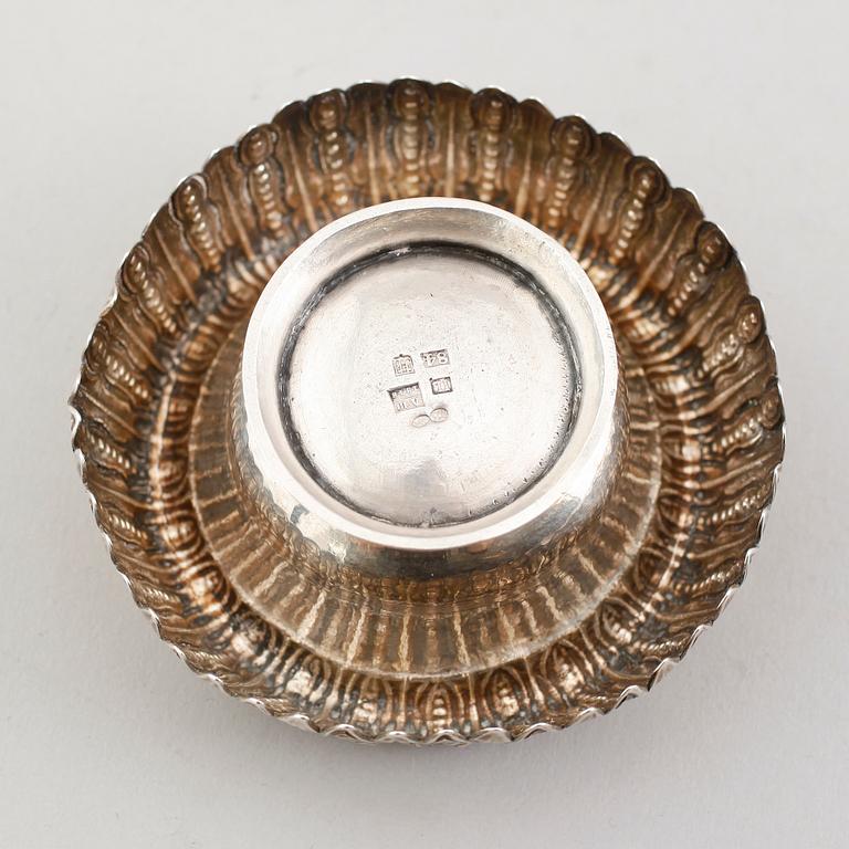 SALTKAR, silver, Ryssland, 1848. Vikt ca 64 gram.