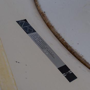 EERO SAARINEN, a 'Tulip' sofa table, from Knoll International, second half of the 20th century.