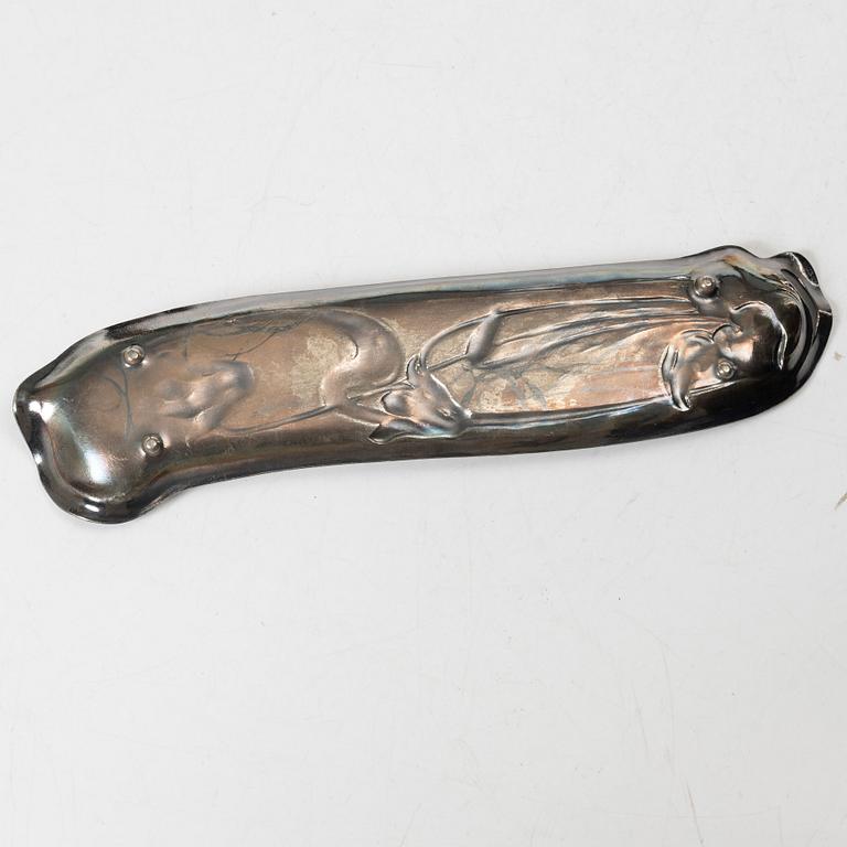 Württembergische Metallwarenfabrik (WMF), Nattljusstakar, ett par, samt bricka, nysilver, jugend, tidigt 1900-tal.